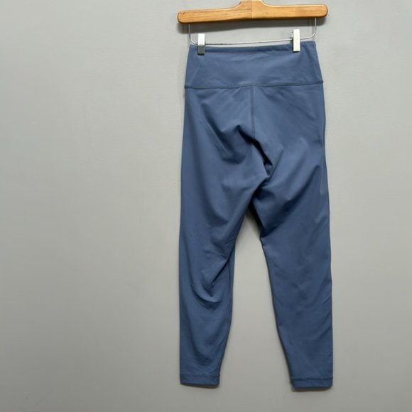 Smash + Tess Perwinkle Blue Ankle Length Leggings Size M - Picture 4 of 6